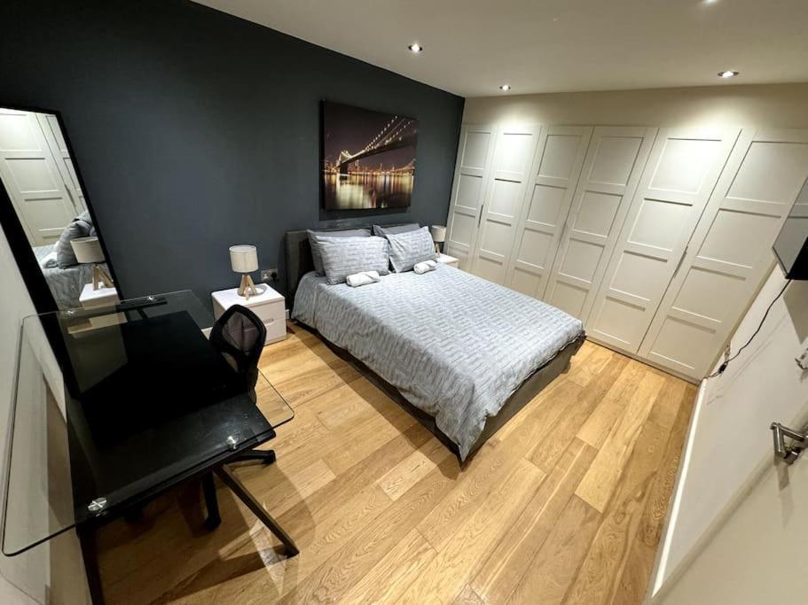 Apartment Paddington Station 2 Bedroom House London