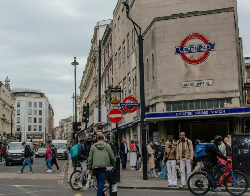 Premium In Piccadilly Apartment London