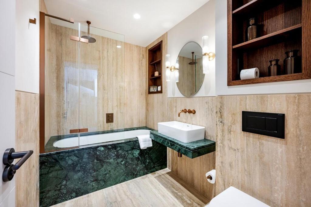 Apartment Covent Garden 2 Bed 2 Bath Duplex London