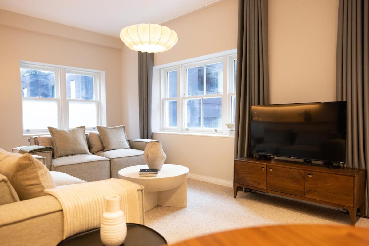 Luxurious 2 Bed Flat In Covent Garden Apartment London