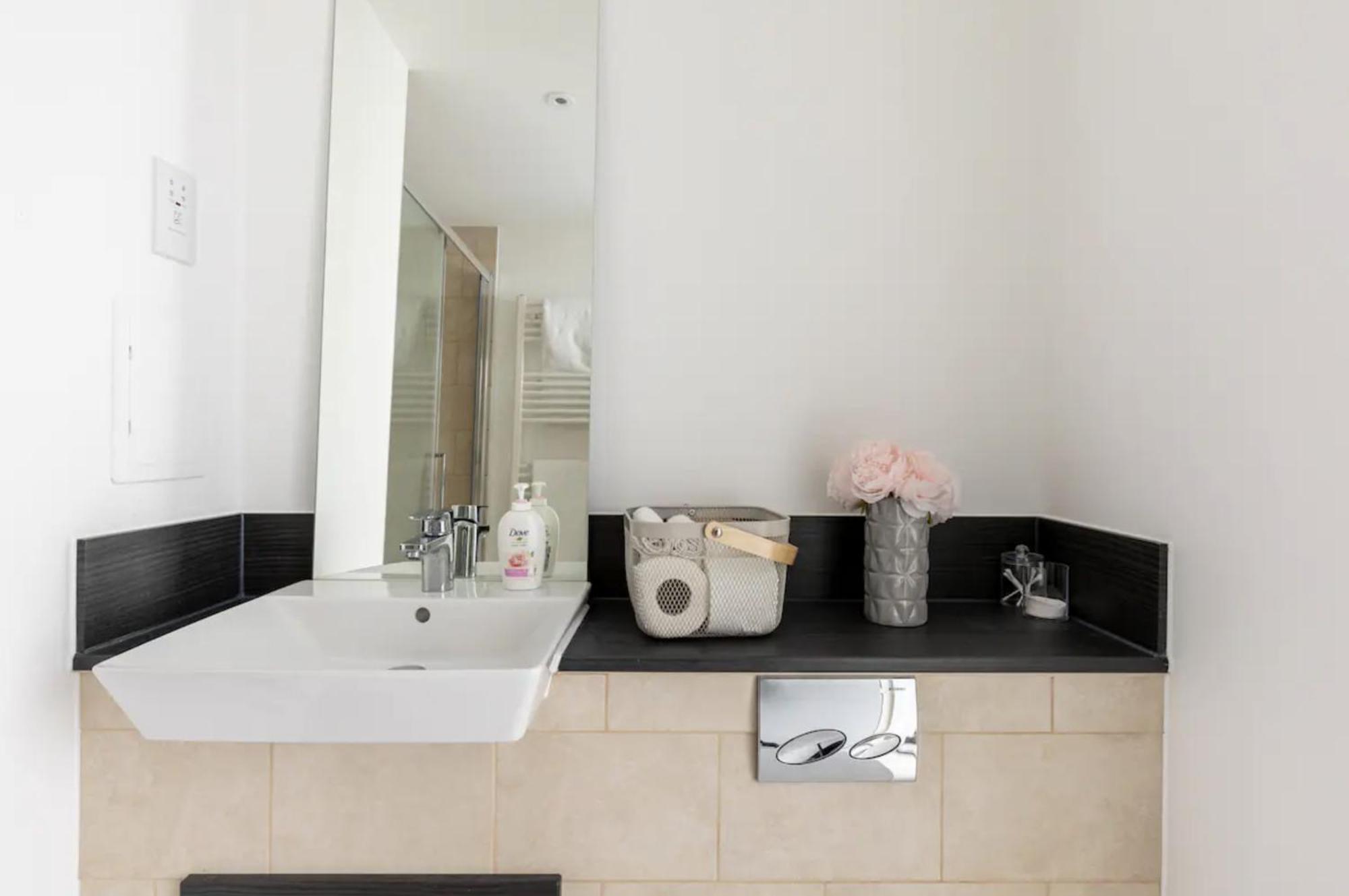Cosy And Spacious 1 Bedroom Flat Close To Heathrow Homestay
