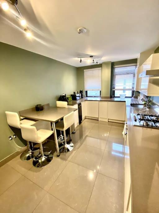 Lux 3 Bed 5 Mins To Oxford Street