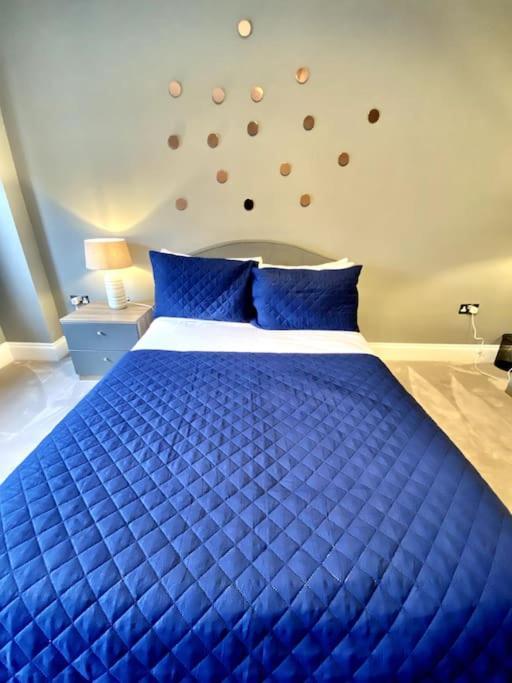Lux 3 Bed 5 Mins To Oxford Street Apartment London
