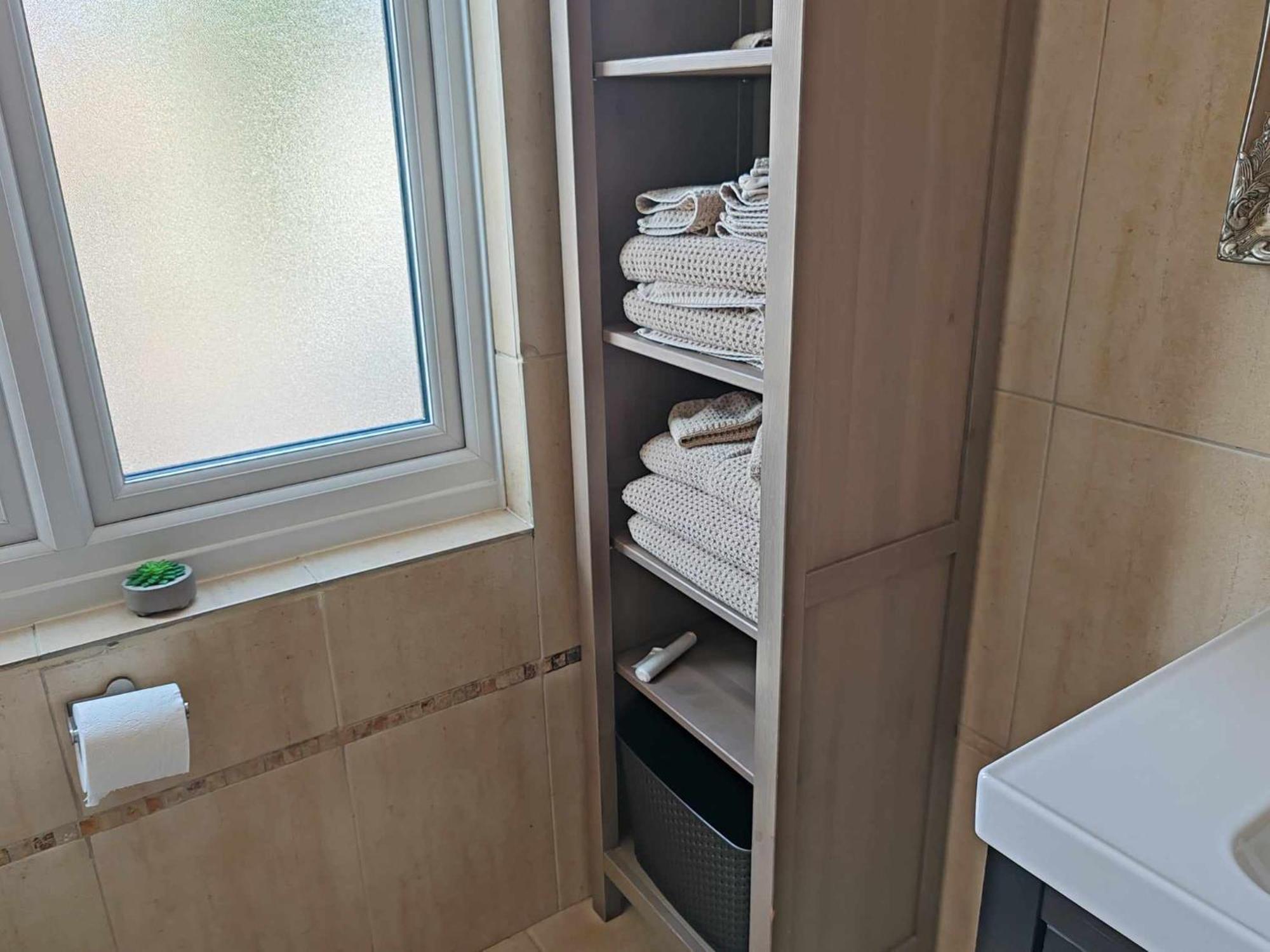 Two Bedroom In Dollis Hill * London