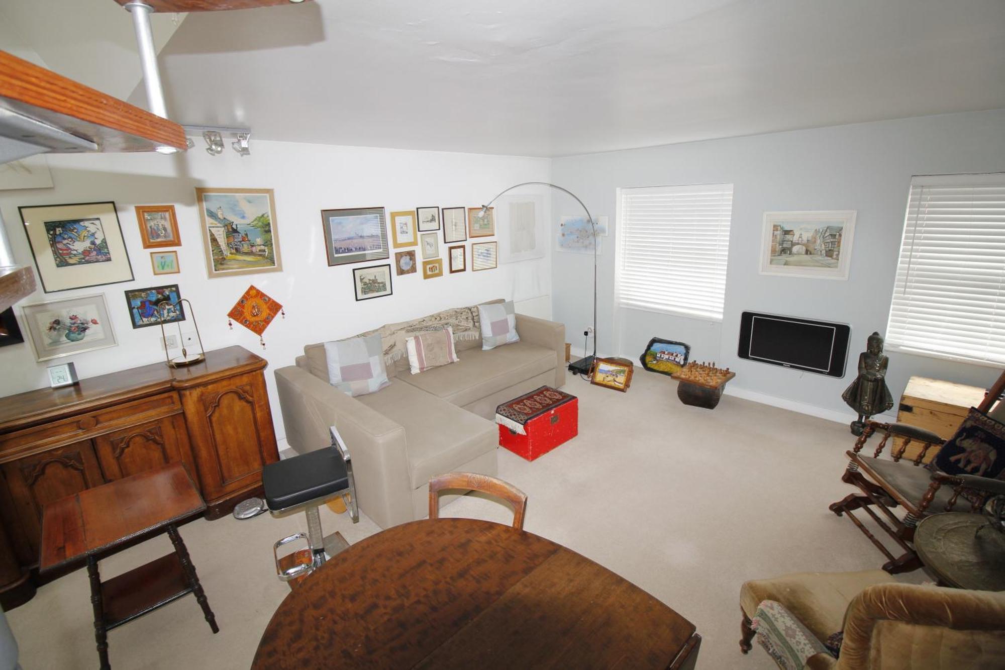 Beautiful Duplex007