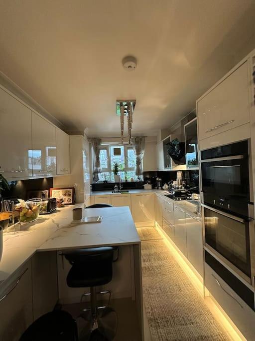 Cosy Flat In * London