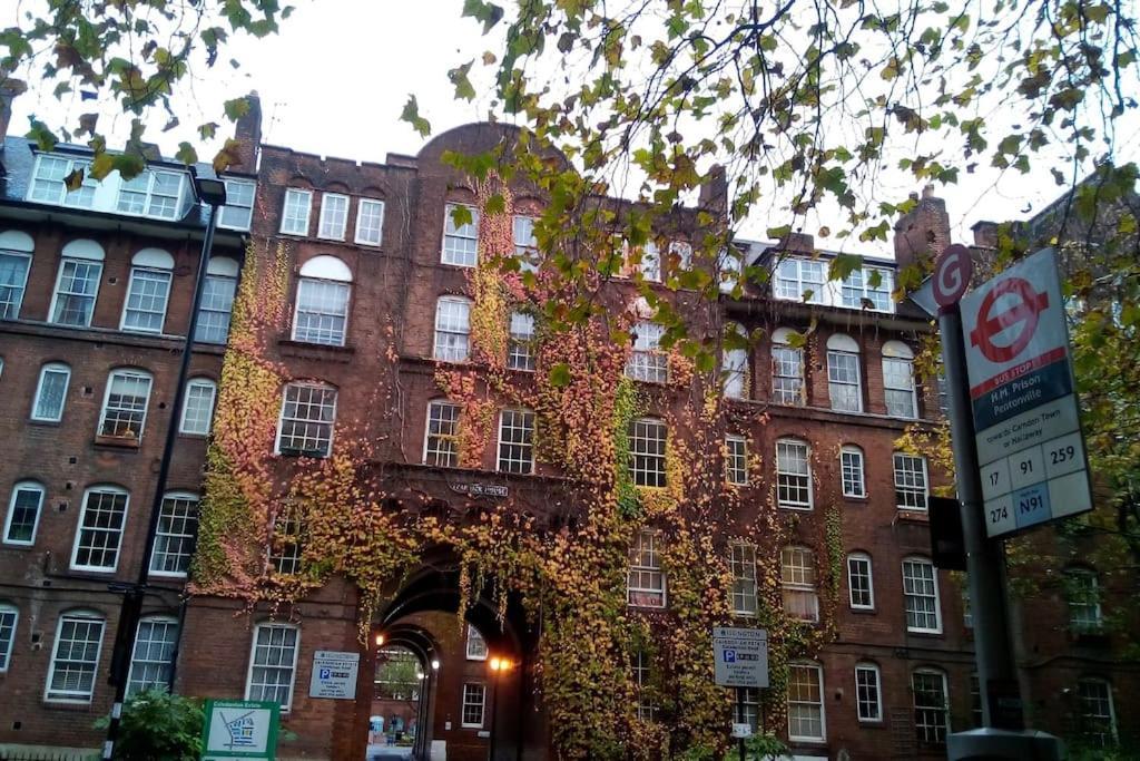 1 Bedroom In Islington Zone 2 * Londen