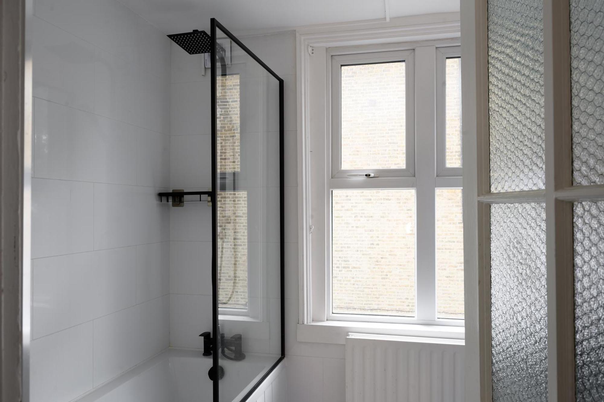 Entire - Classic Chelsea Town House Maisonette * London