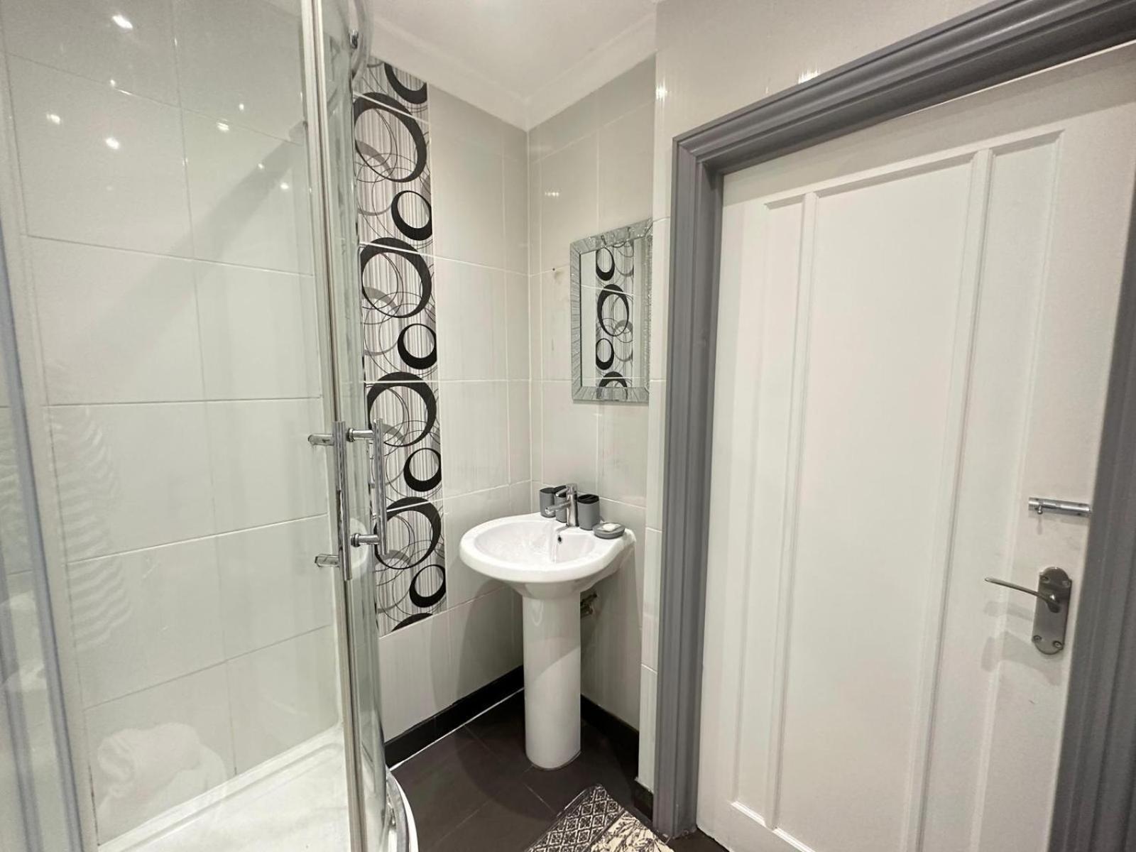 Apartment Stylish 1 Bedroom In Central