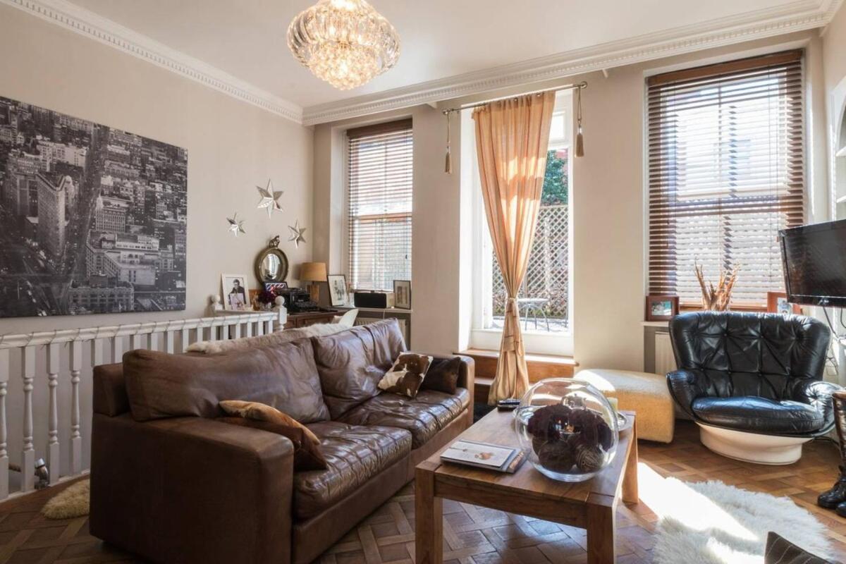 Stylish 1-bed With A Roof Terrace * London