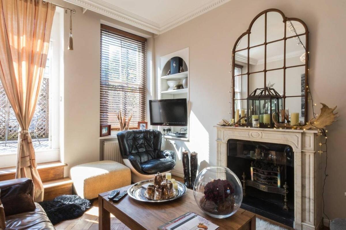 Stylish 1-bed With A Roof Terrace Apartment *