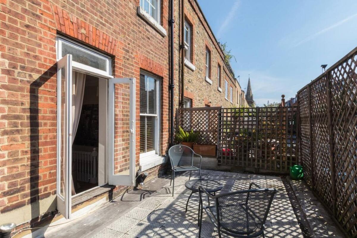 Apartment Stylish 1-bed With A Roof Terrace *
