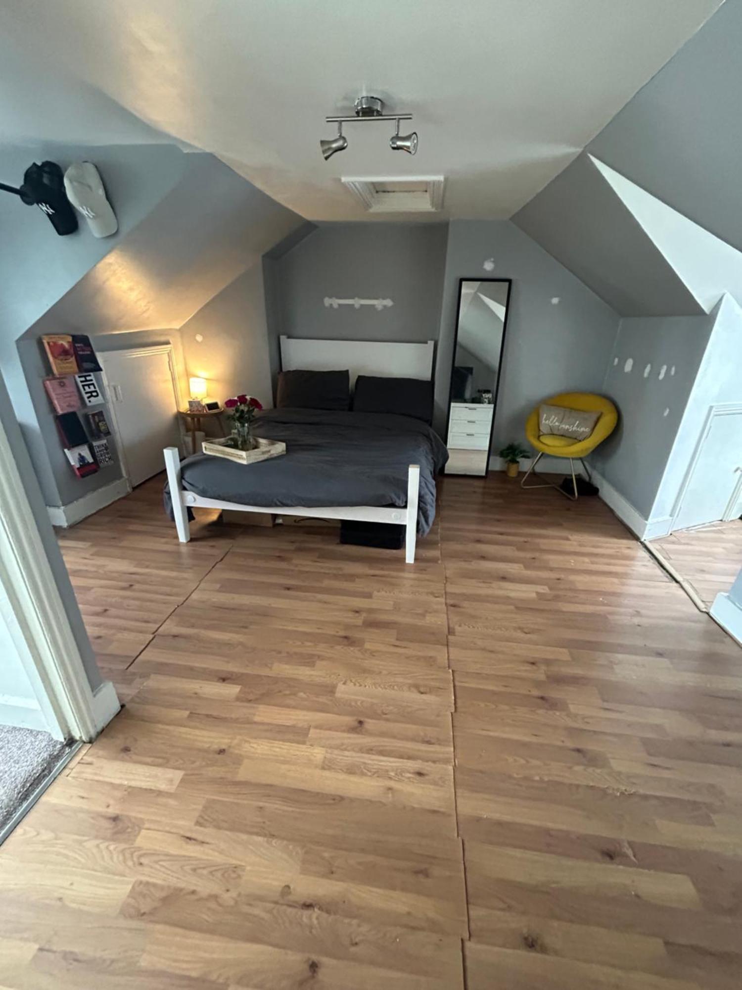 1 Bedroom House, Seven Sisters, Tottenham Apartment *