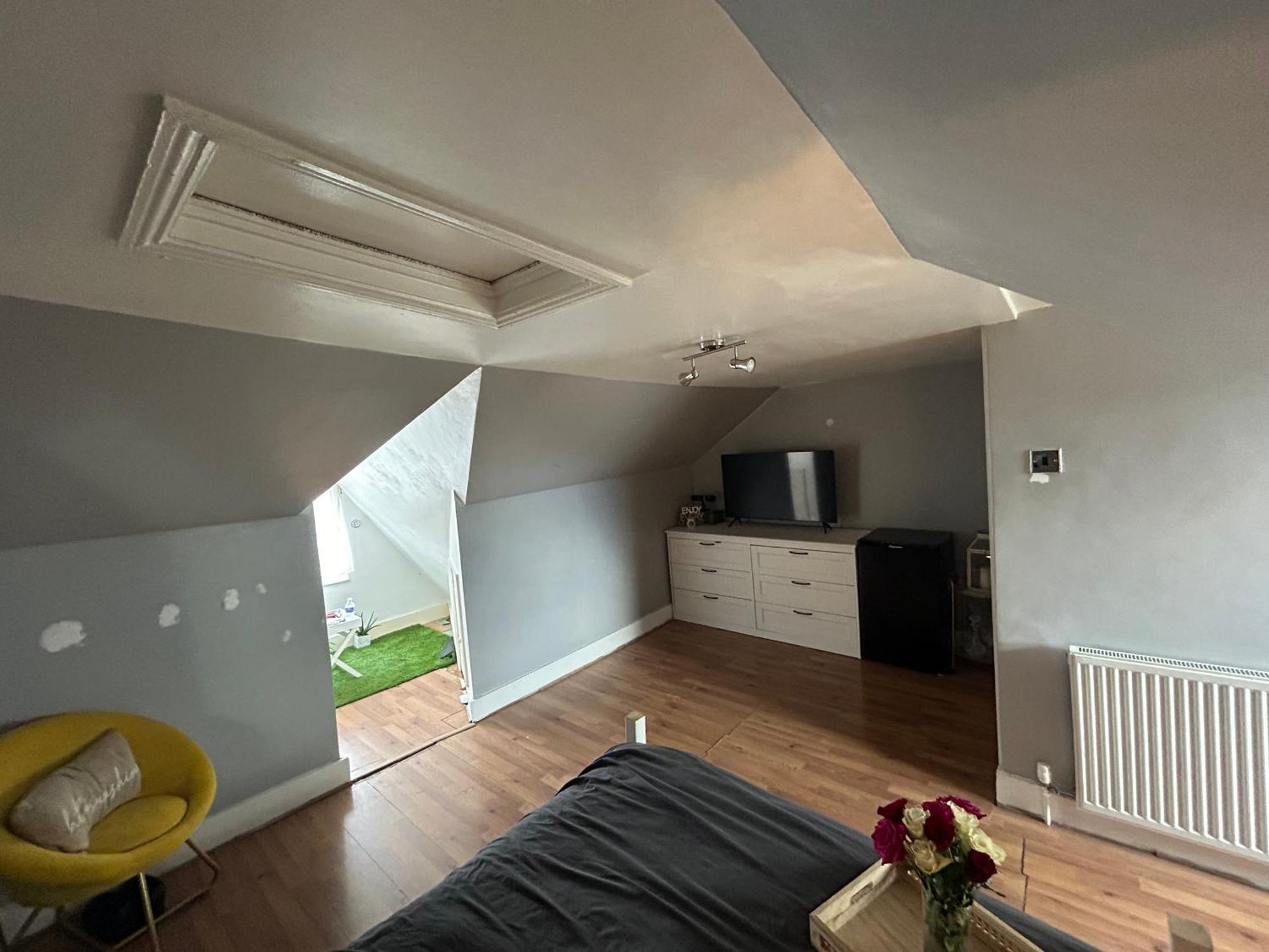 1 Bedroom House, Seven Sisters, Tottenham Apartment London