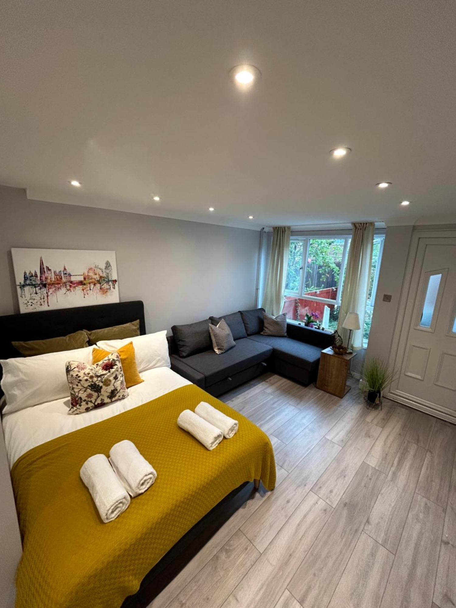 King's Cross Lawrence Private Aparthotel