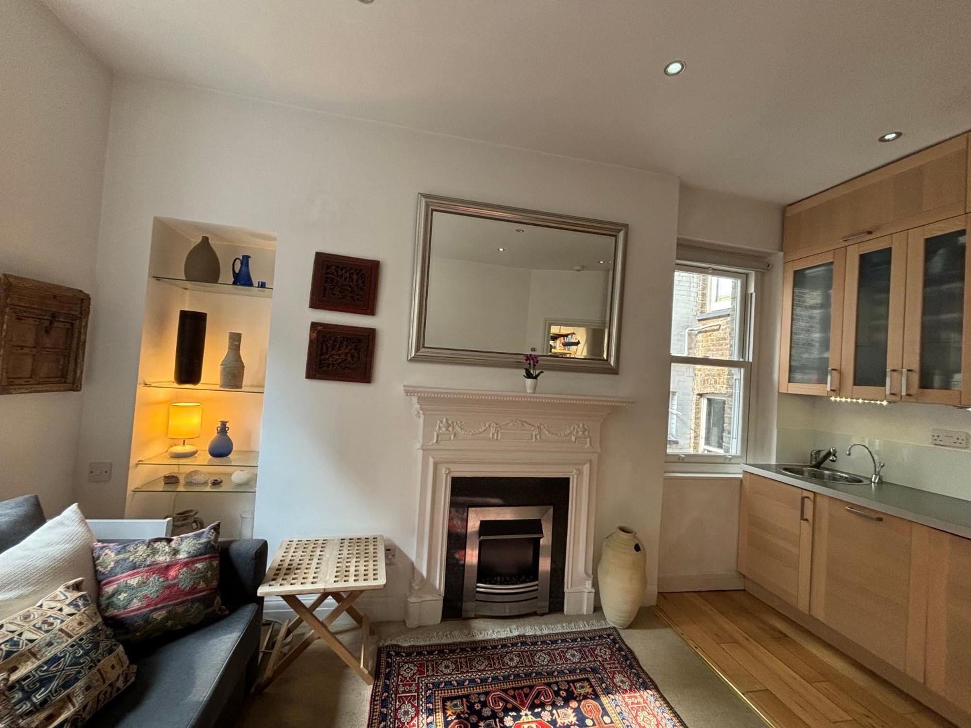 Superbly Located 1bd Flat Heart Of Fitzrovia Apartment