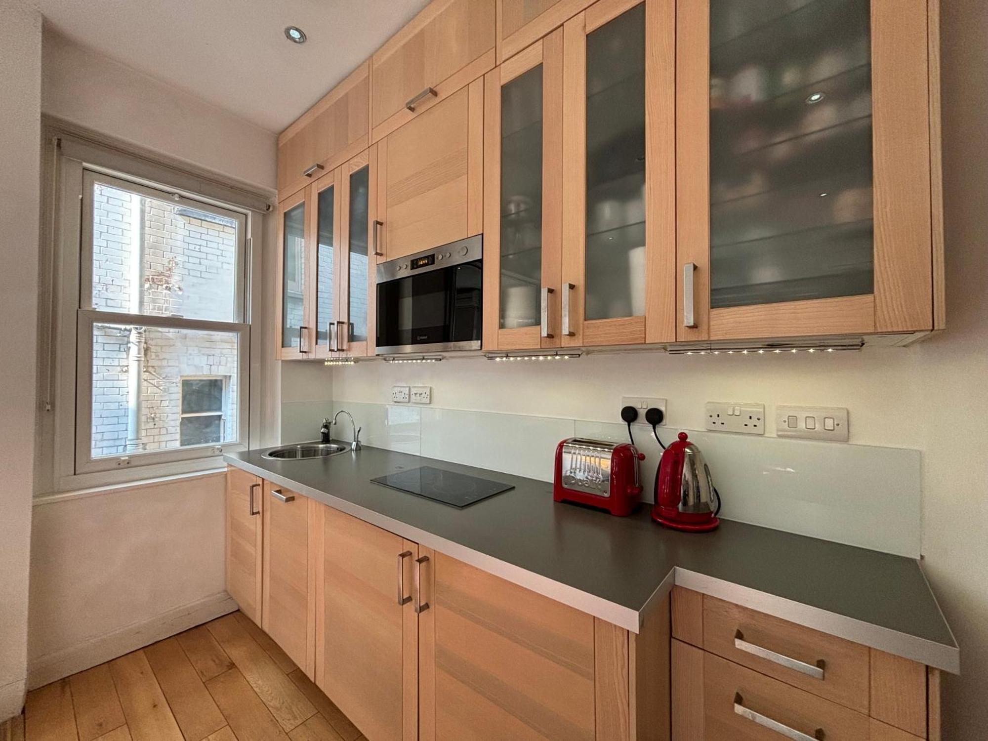 Apartment Superbly Located 1bd Flat Heart Of Fitzrovia