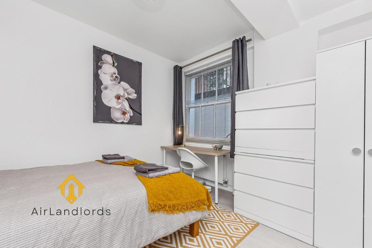 Fantastic 4 Bedroom In Russell Square * Londres