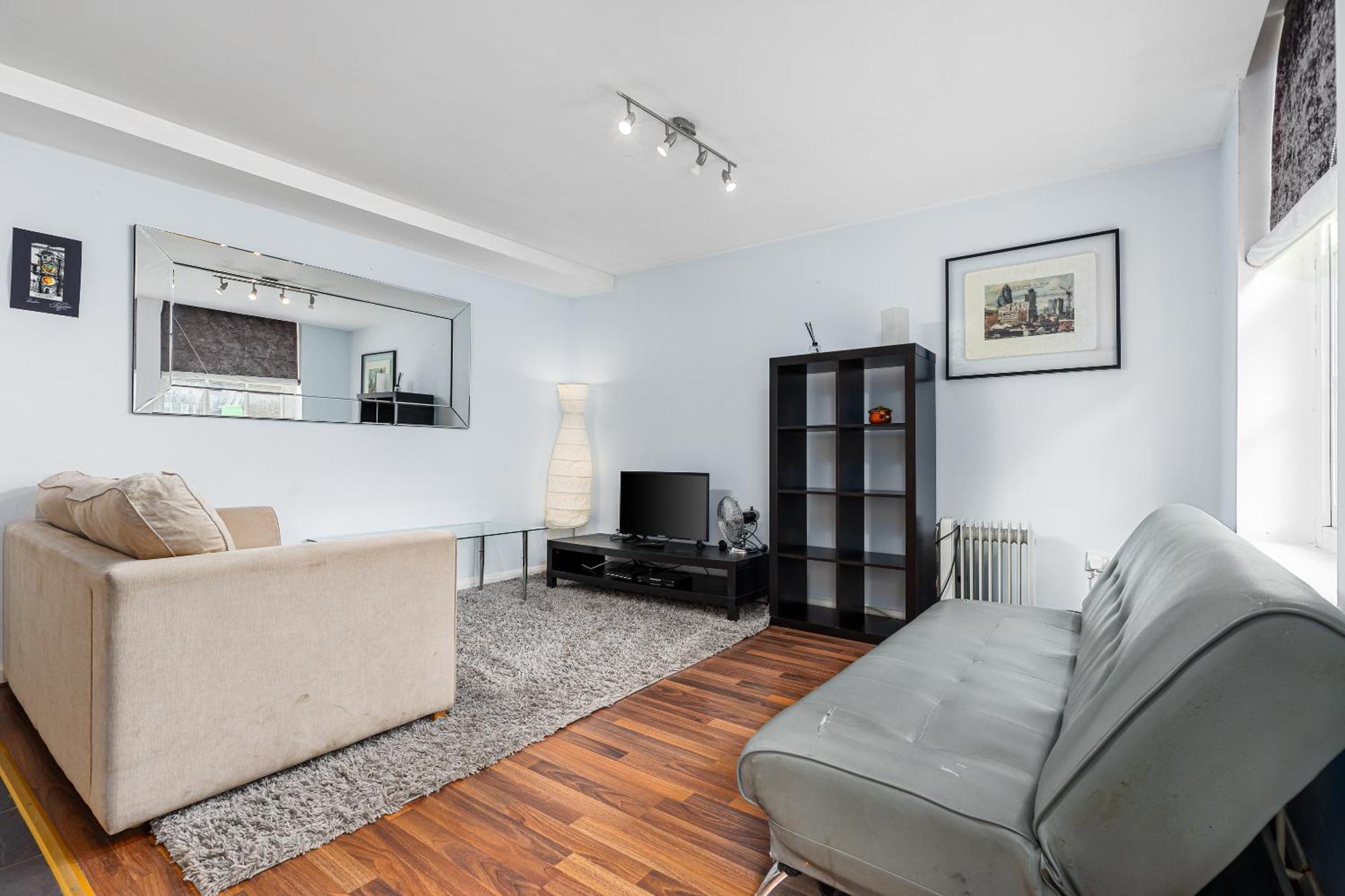 Apartment Aldgate Flats