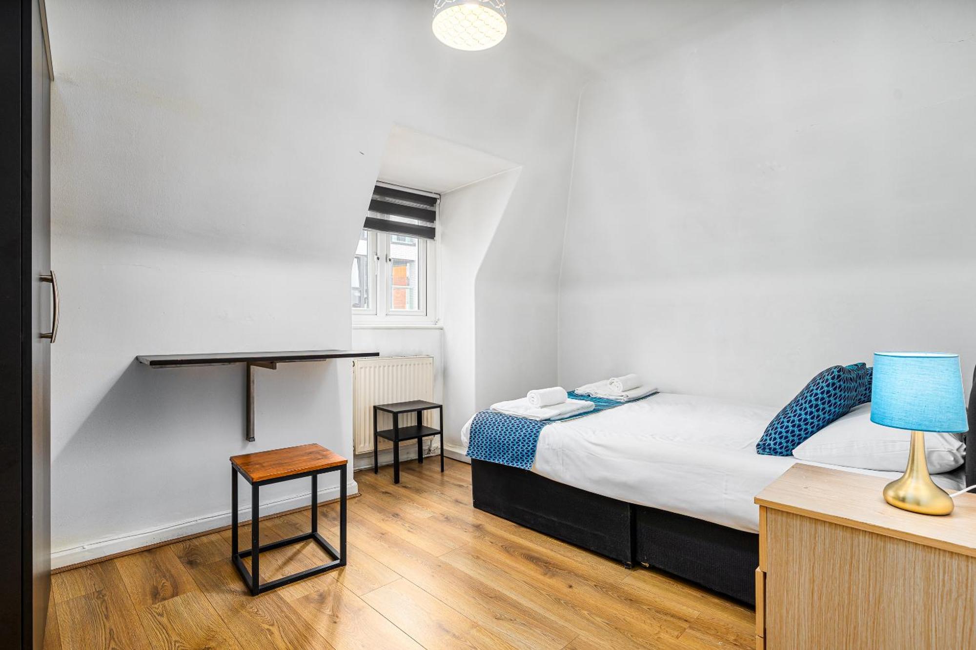 Apartment Aldgate Flats