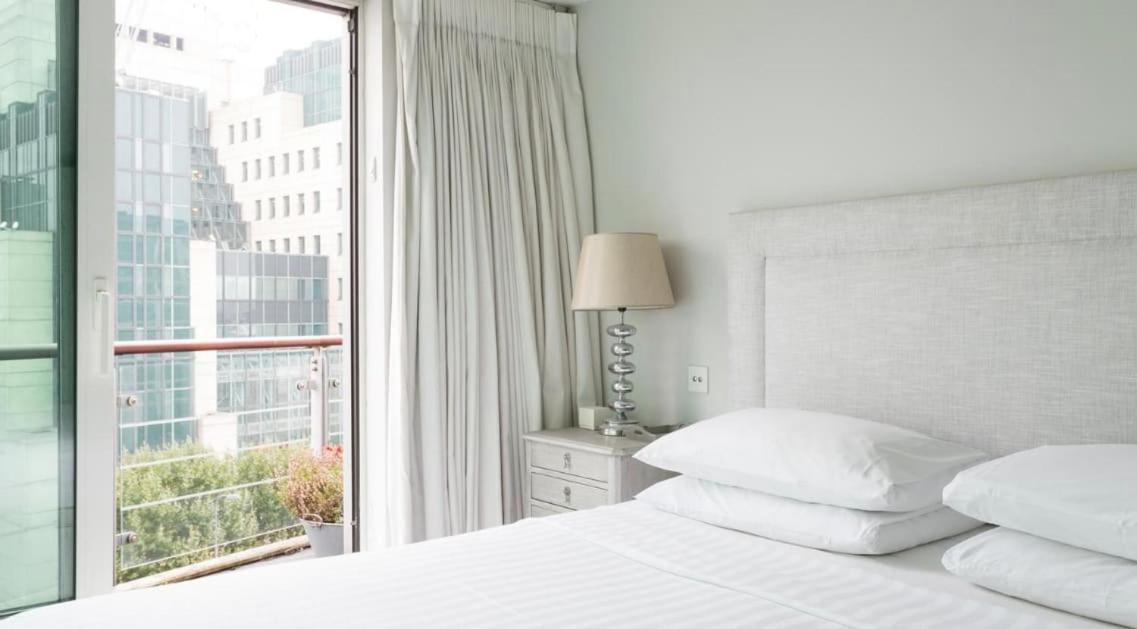 Apartment Luxury Panoramic 3 Bed With Private Terrace