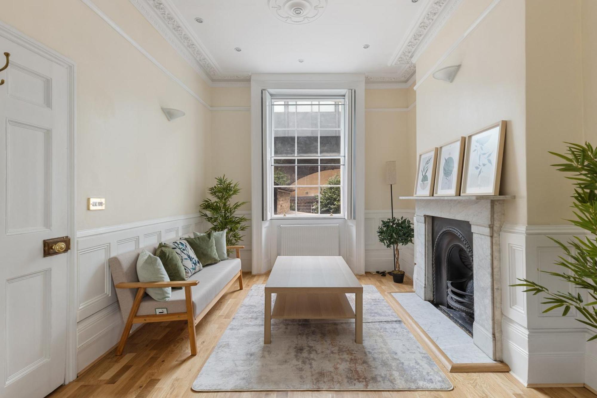 Parea Living - Spacious 4 Story House, Families, Big Groups Appartement