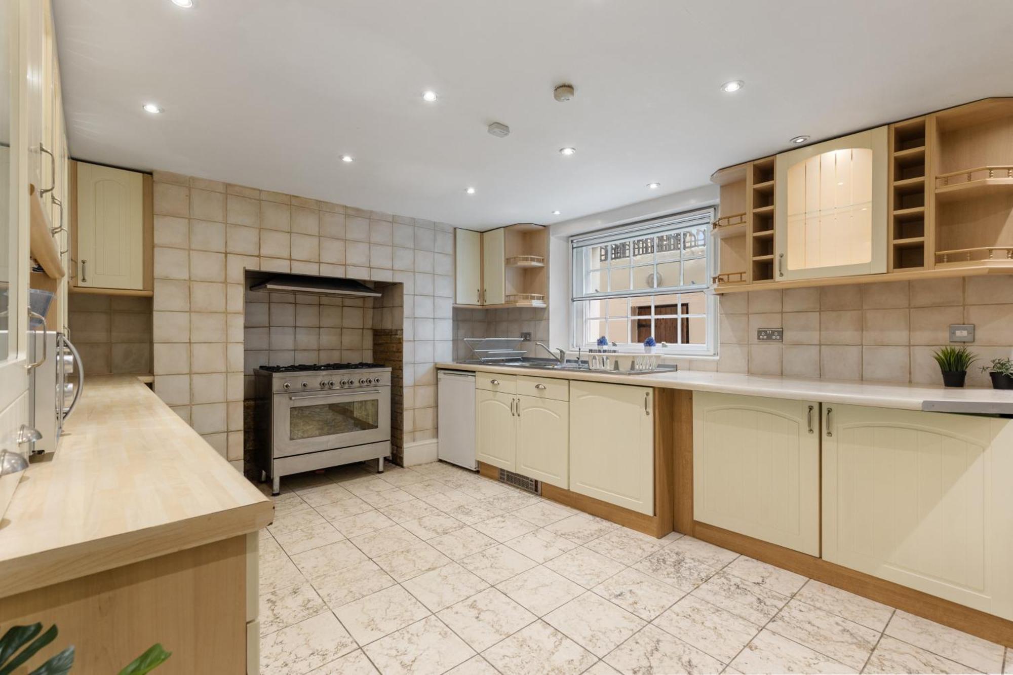 Parea Living - Spacious 4 Story House, Families, Big Groups Appartement *