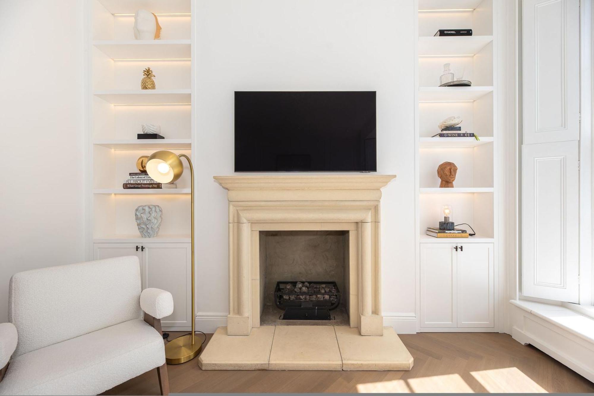 Elegant And Bright 3-bed Flat Near Sloane Square London