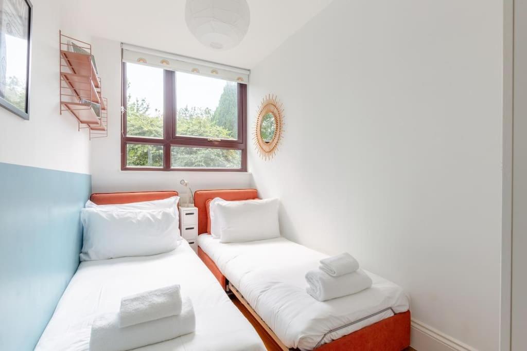 Apartment Unique 3bd Flat In Hoxton With Private Garden London