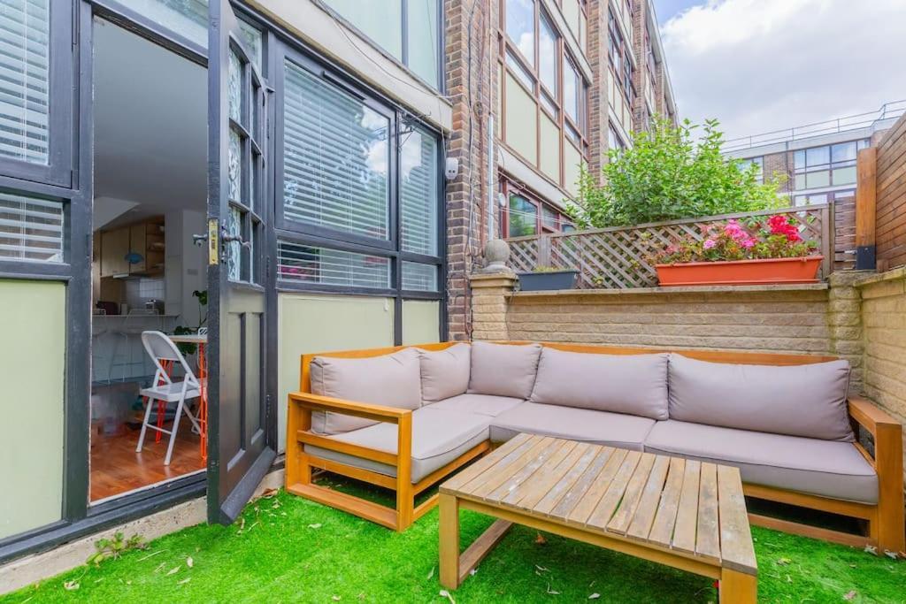 Unique 3bd Flat In Hoxton With Private Garden * London