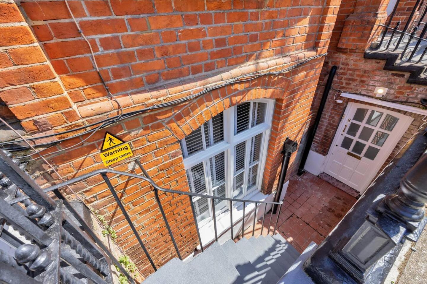 Apartment 3 Bedroom 2 Bathroom Victorian Flat In Kensington London