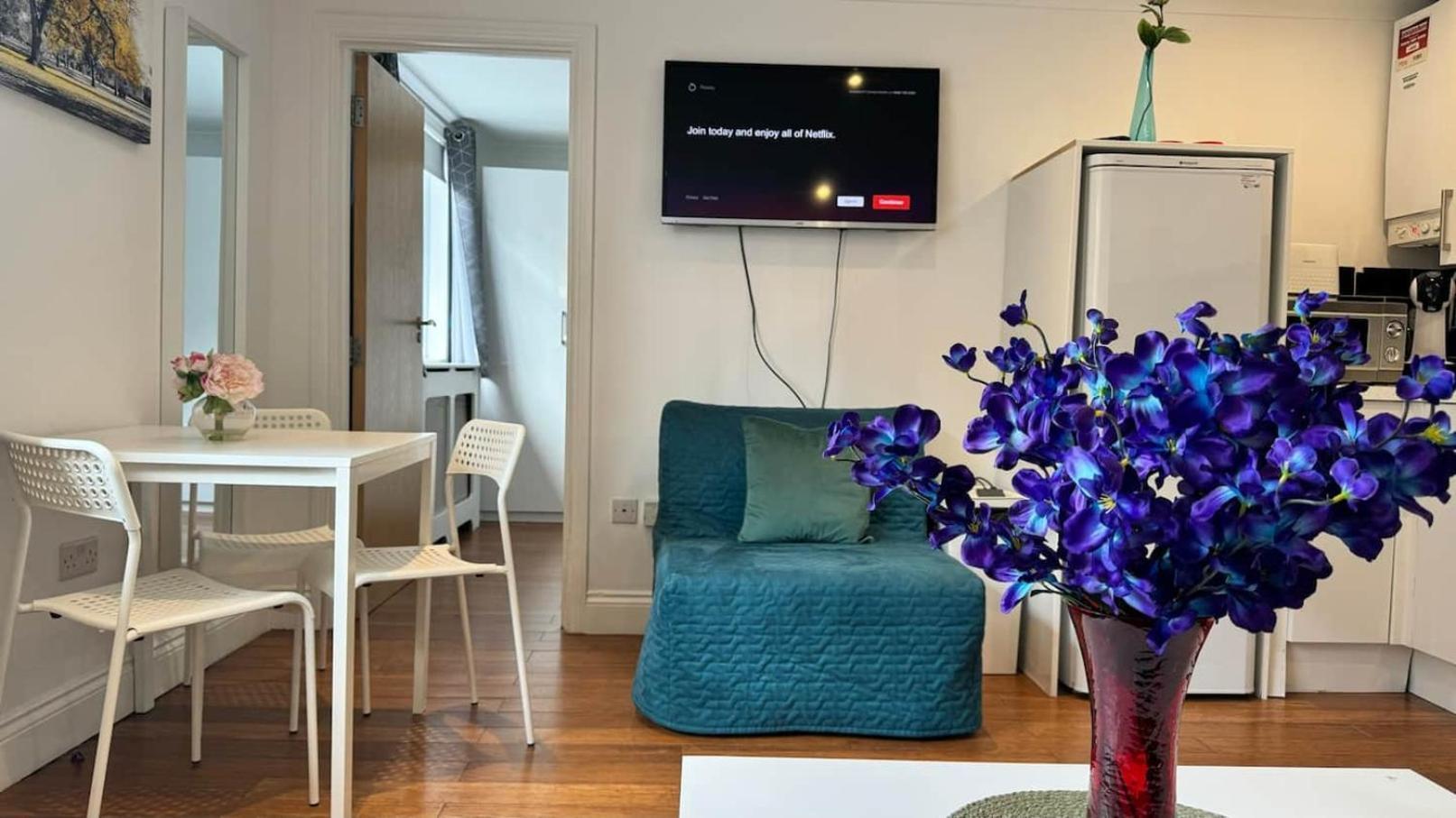 Apartment 1 Bedroom Comfortable Flat In Kensington London