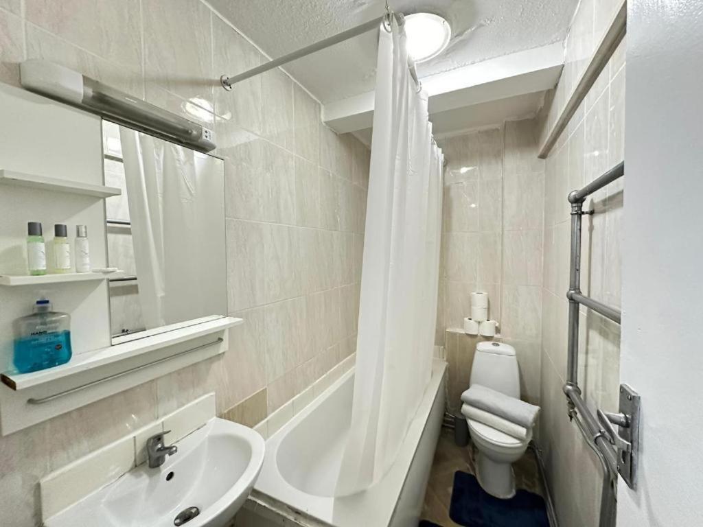 Edgware Road Comfortable * London