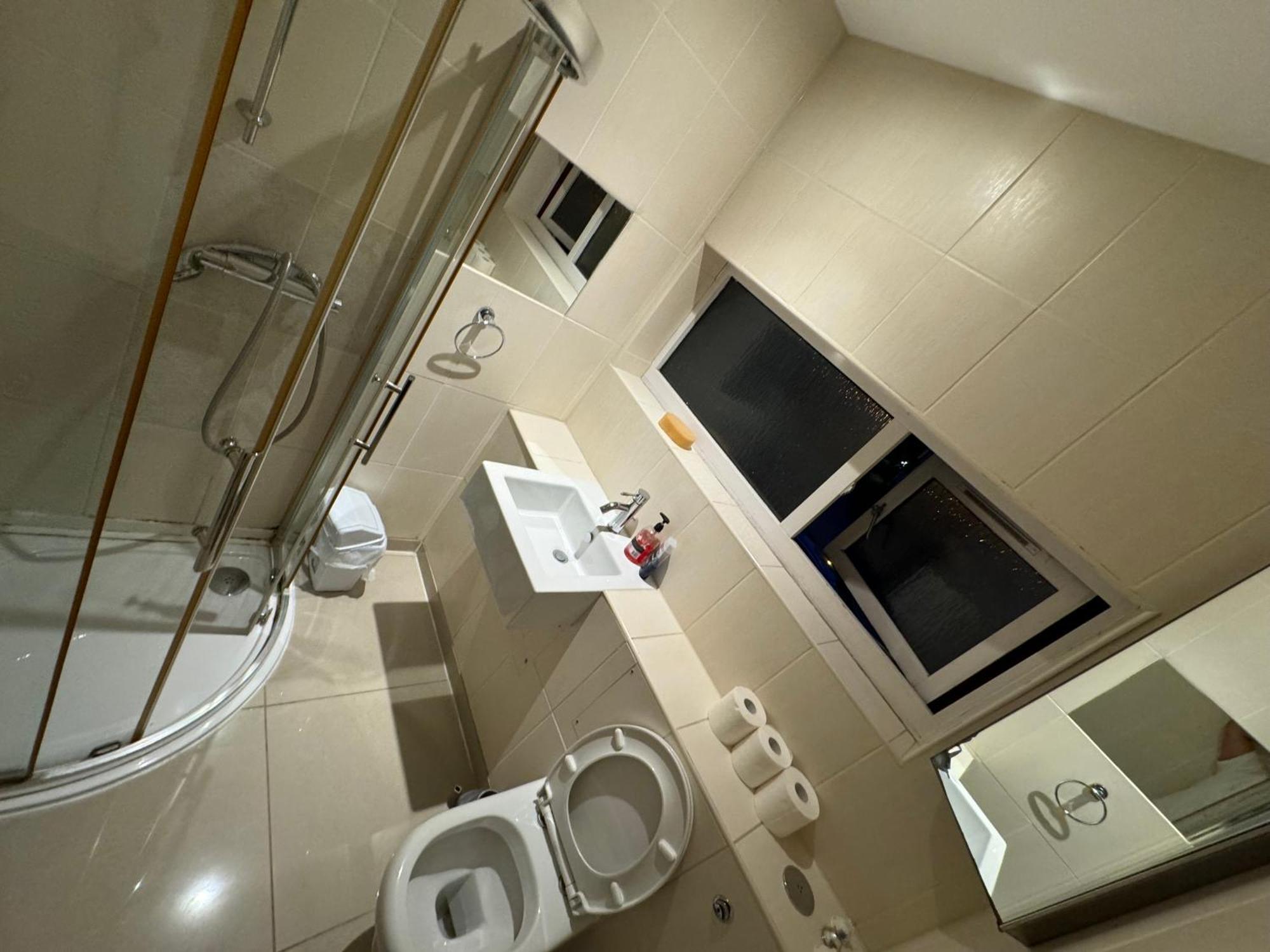 Gasthuis Cozy Rooms Near Central London Londen