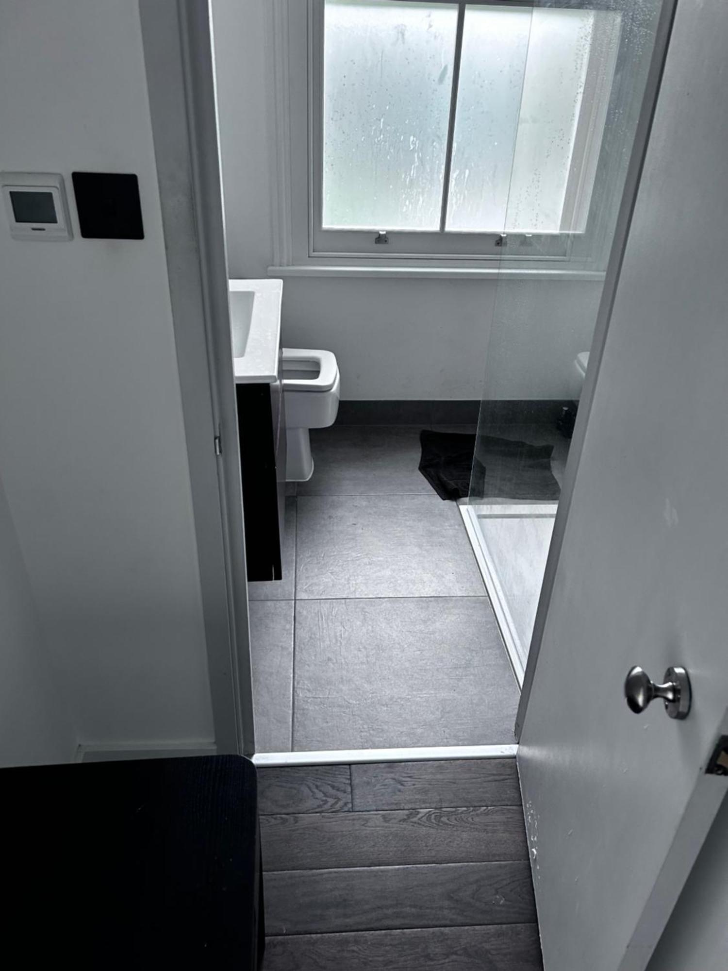 Apartment Brixton At Glance *