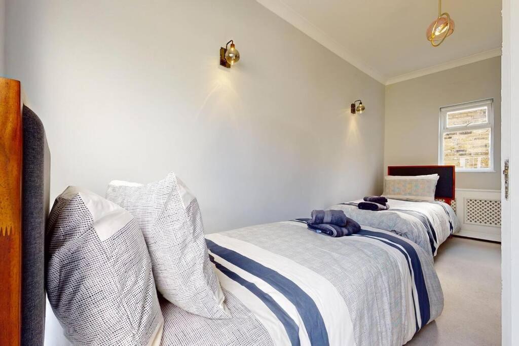 Ferienhaus Prime Location Prince's Gate Mews 4bd 3 Bath
