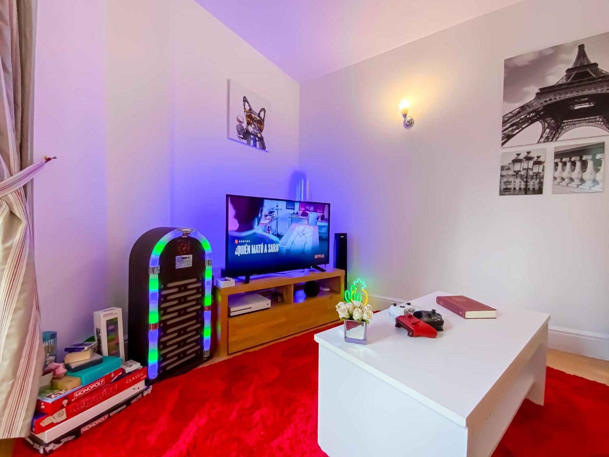 Apartment Lovely 1 Bedroom With Hottub, Sauna, Gym