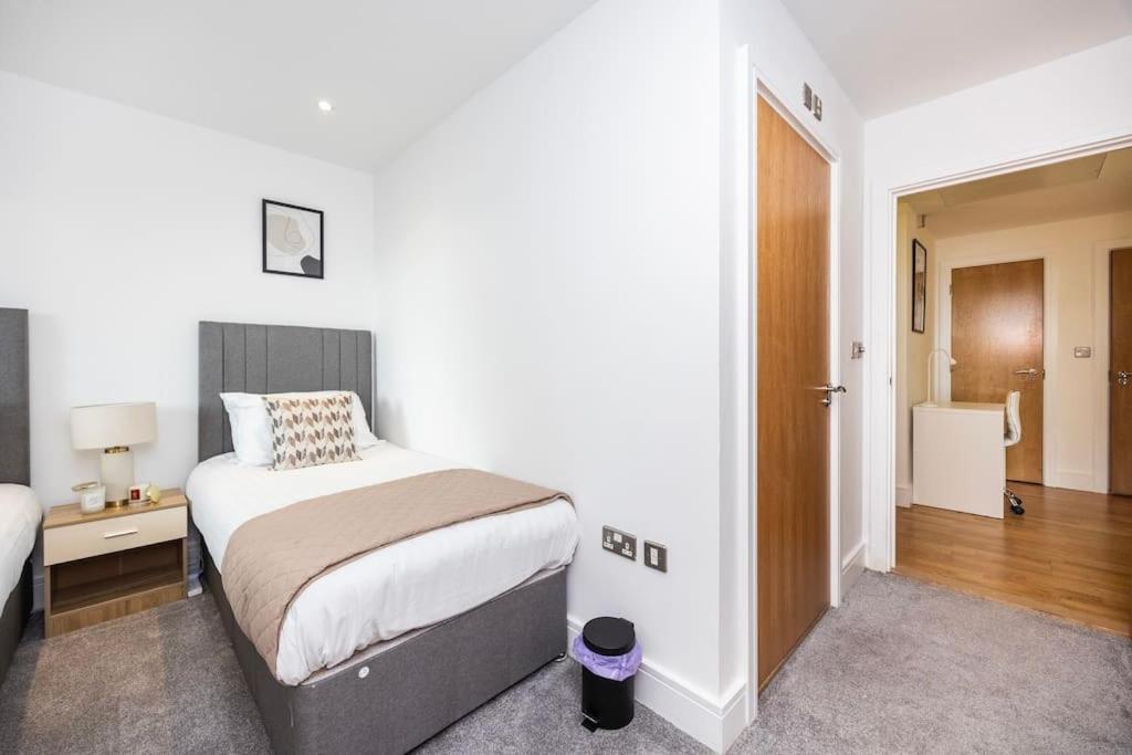 Contemporary 2 Bedroom Flat In Canary Wharf Appartement *