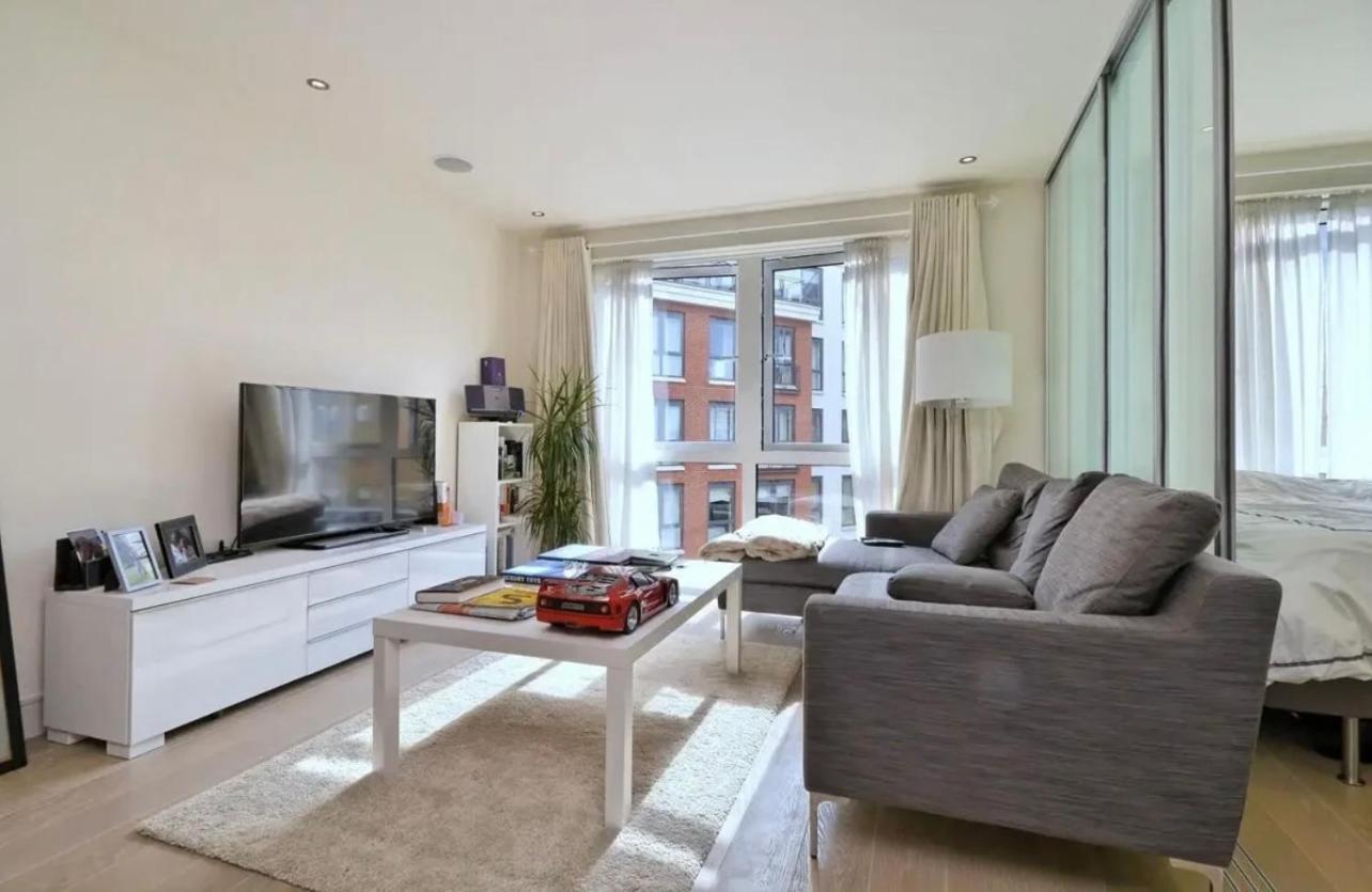 Modern Chelsea Flat Apartment