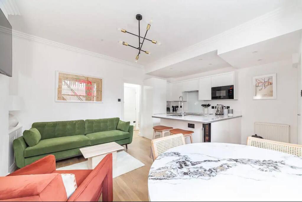 Chic Chelsea Steps From Kings Road London
