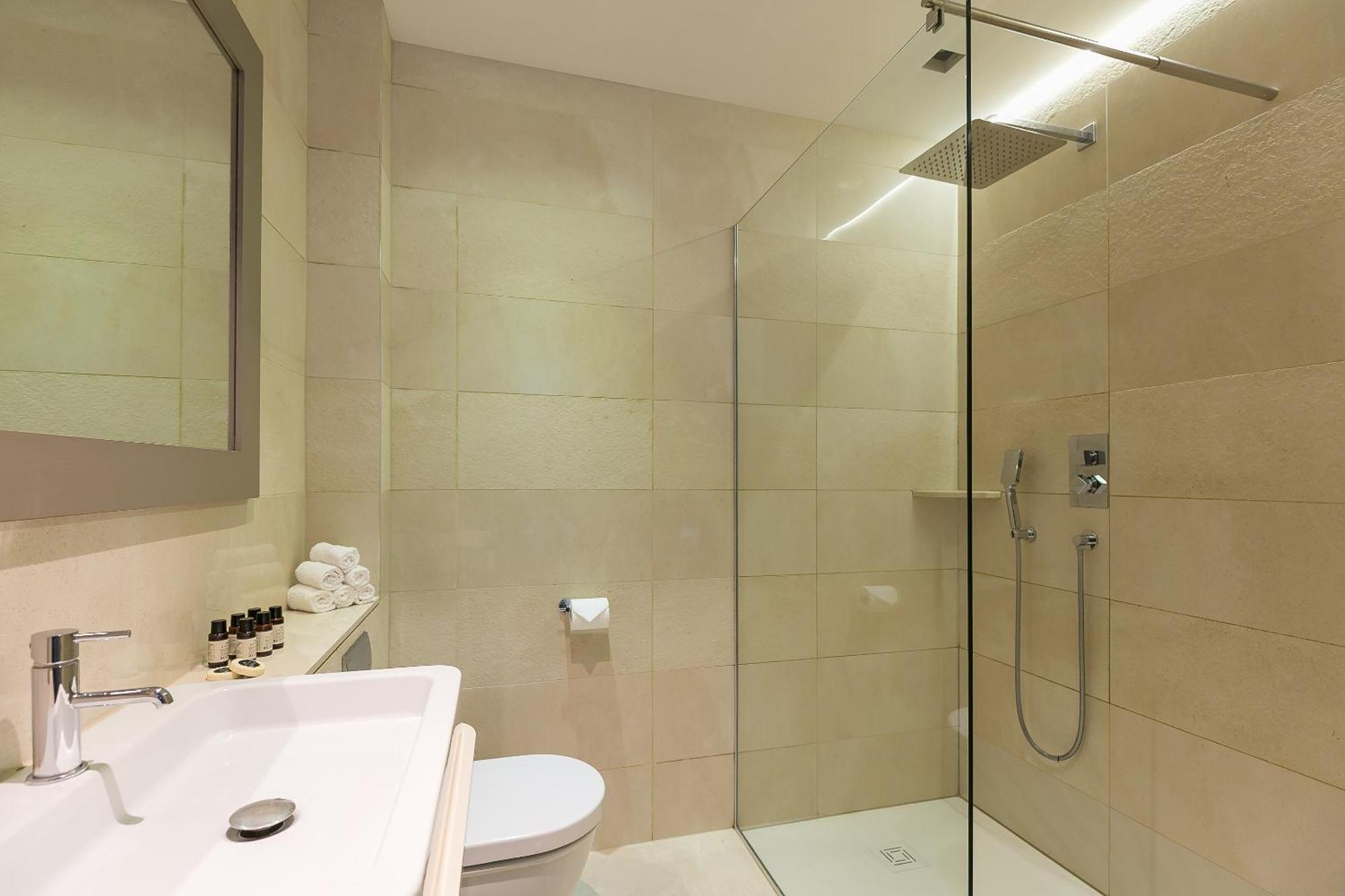 Urban Chic - Stukeley London