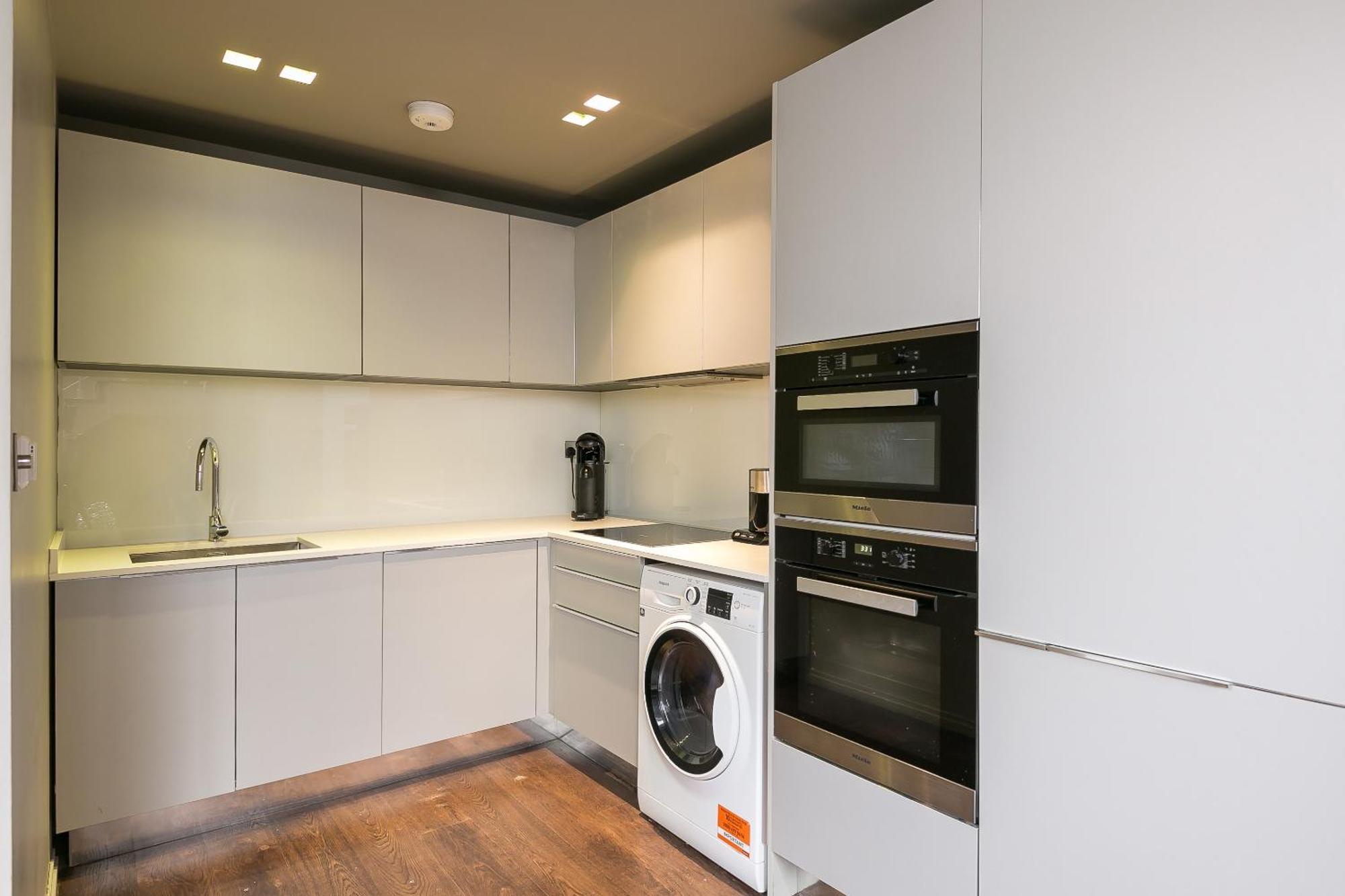Urban Chic - Stukeley Apartment London
