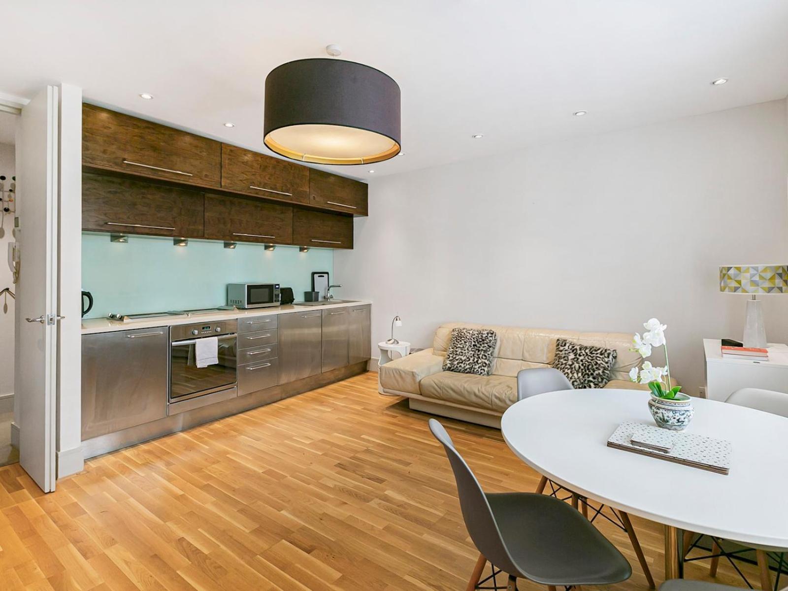 Pass The Keys On Iconic Portobello Road Appartement Londen