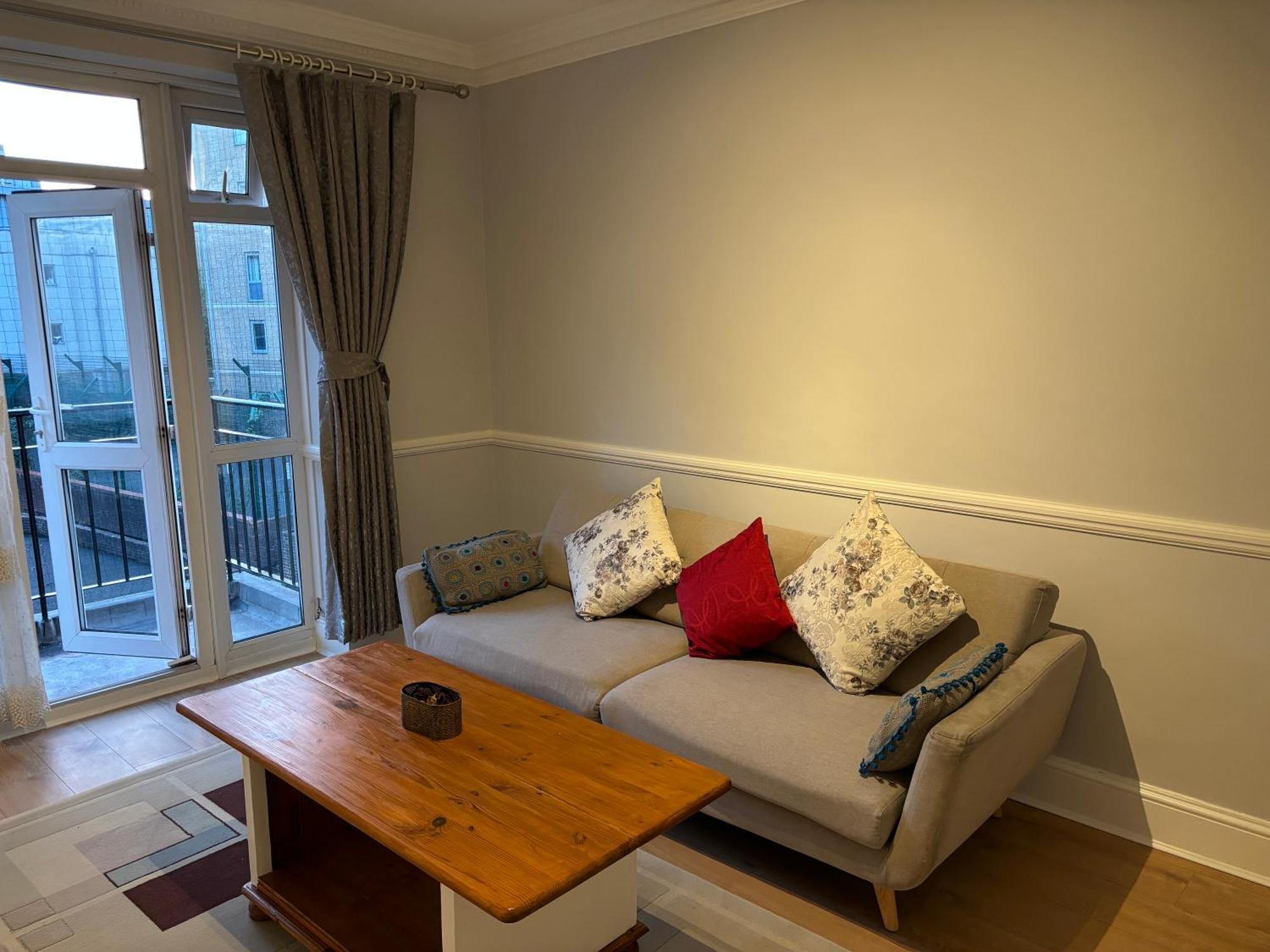 Bright 2 Bedroom Flat Close To Centre Appartement Londen