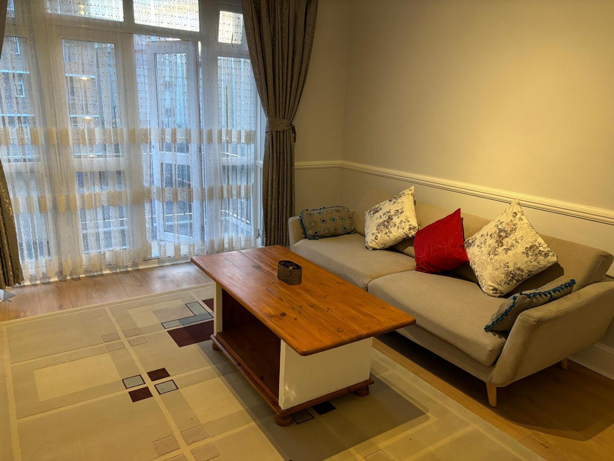 Appartement Bright 2 Bedroom Flat Close To Centre