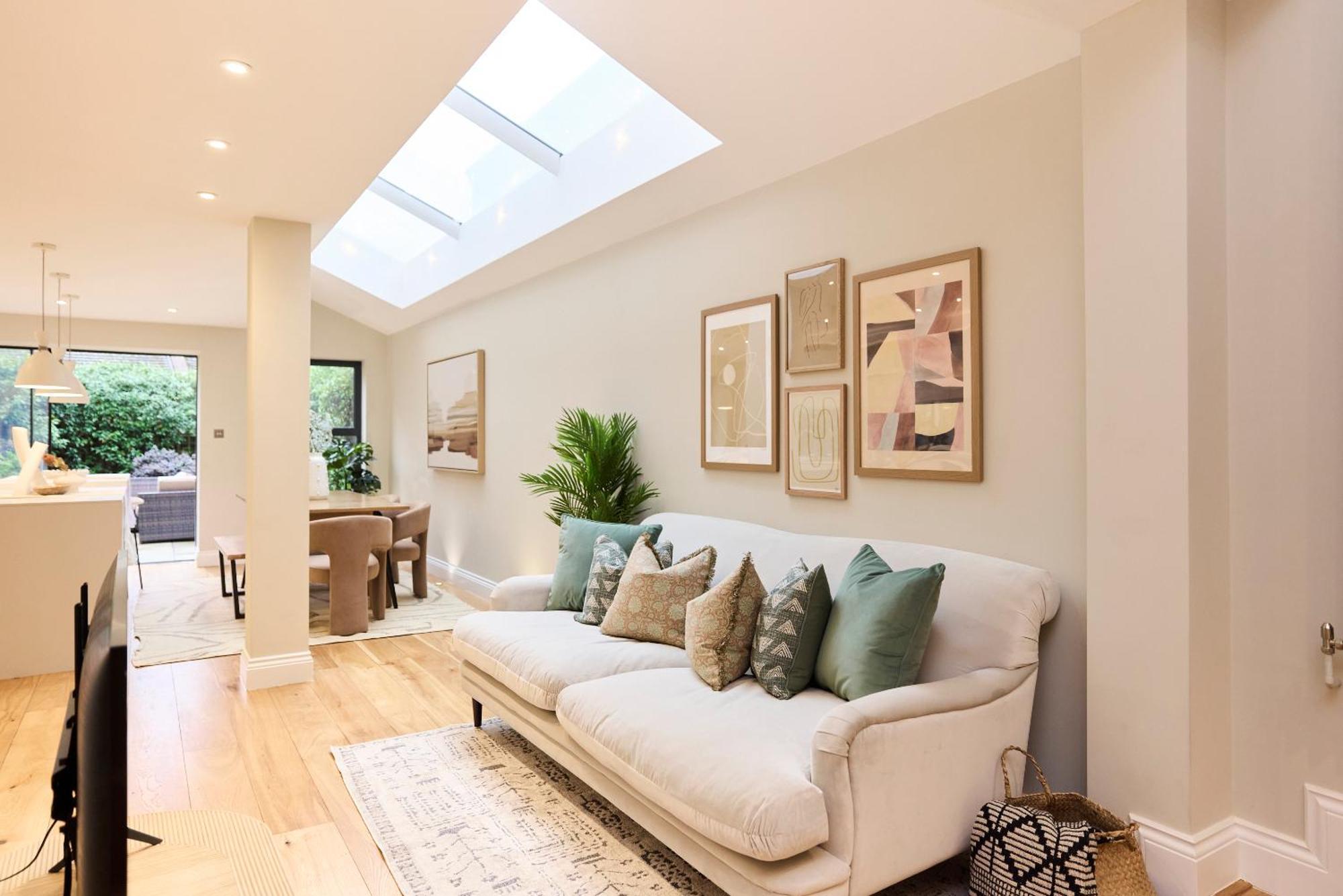 The Latimer Wonder - Stunning 5bdr House With Garden