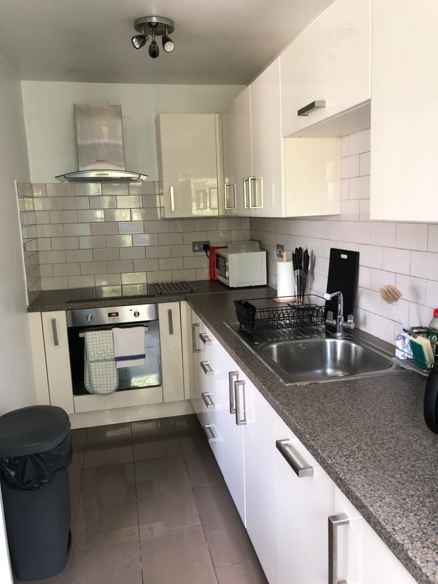 Cosy Kings Cross Apartment, London, Just 8 Mins Walk To Kings Cross St Pancras Station Apartment *