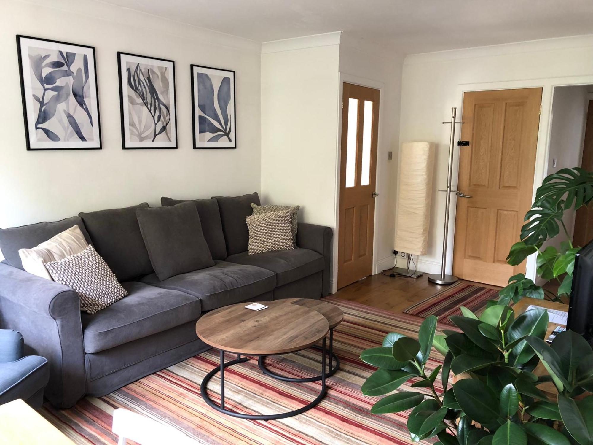 Cosy Kings Cross Apartment, London, Just 8 Mins Walk To Kings Cross St Pancras Station Apartment *
