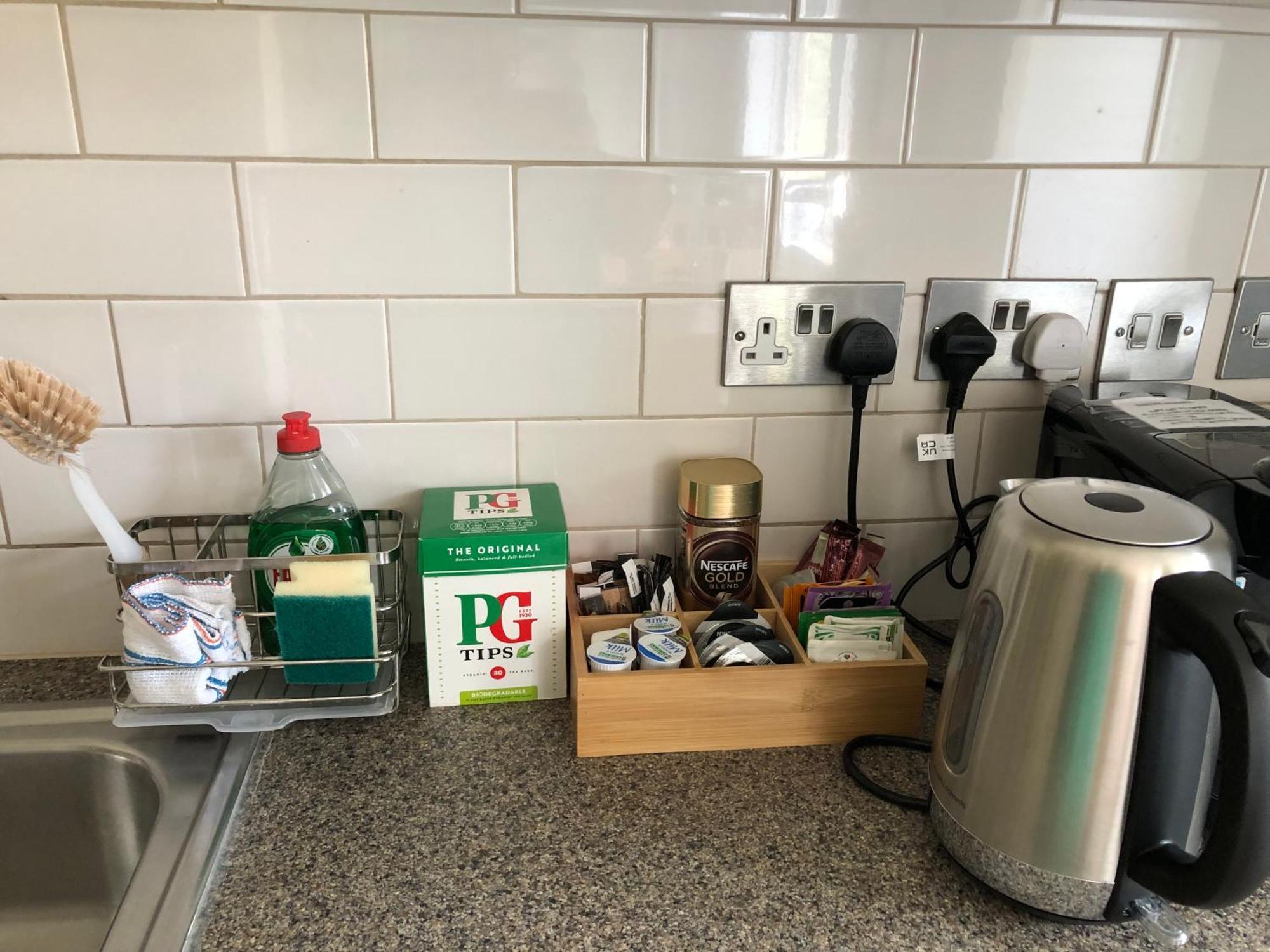 Apartment Cosy Kings Cross Apartment, London, Just 8 Mins Walk To Kings Cross St Pancras Station London