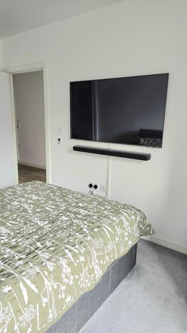 1 Bed By Wembley Stadium London